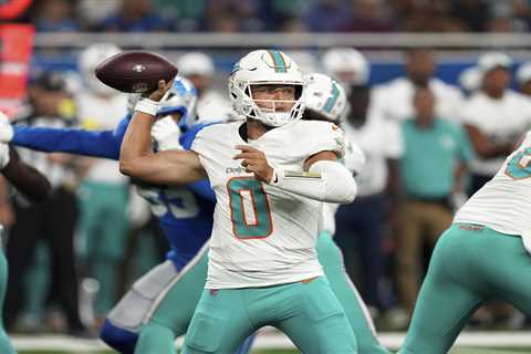 Zach Wilson, Quinn Ewers each deliver big outings in impressive Dolphins day