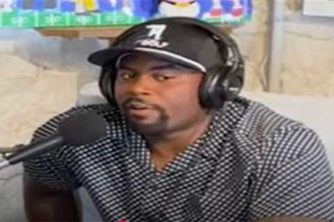 Mike Davis knew his fate playing behind Christian McCaffrey: ‘Why the f–k did the Panthers pick me?’