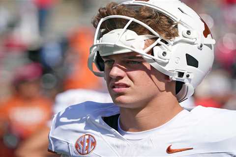 Arch Manning era begins with awful first half as Texas QB Struggles