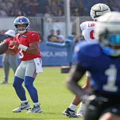 How the Giants’ lingering roster issues could go boom or bust