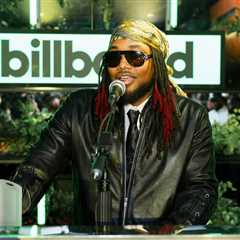 Leon Thomas Accepts Breakthrough of Year Award at Billboard’s 2025 R&B/Hip-Hop Power Players: ‘God..