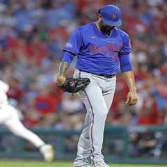 Mets hammered by Phillies as NL East hopes continue to dwindle with fourth straight loss