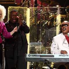 Earth, Wind & Fire and Cyndi Lauper’s Music to Be Celebrated in New ‘Grammy Salute’ Specials