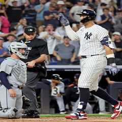 Aaron Judge makes more homer history to lead Yankees in lopsided win over Tigers