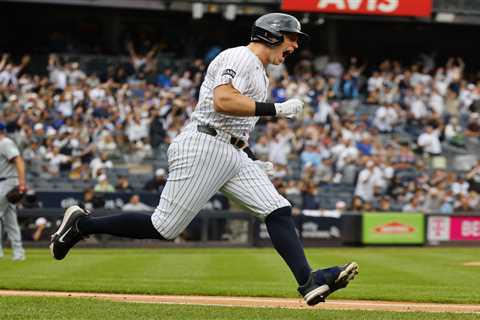 Yankees pull out series win over Blue Jays to creep closer in tightening AL East race