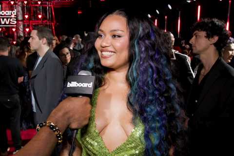 Moliy Feels Like She’s Representing An Overlooked Community, Being Nominated for “Shake It to the..