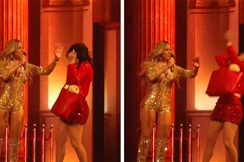 Mariah Carey Awkwardly Pretends to Slap Dancer During MTV Video Music Awards