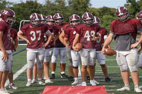 Garden City high school’s 54-game win streak on line in opener