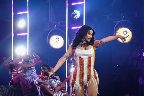 Cardi B Promises Pregnancy Won’t Affect Her Upcoming Tour: ‘I’ll Be Doing Splits, Somersaults’