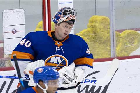 Semyon Varlamov, Pierre Engvall missing start of Islanders training camp with injuries