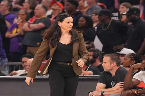 Liberty fire head coach Sandy Brondello just one year after winning WNBA title