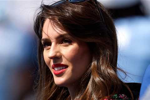 Jordon Hudson Appears to Be Working on Snake-Themed Entertainment Project