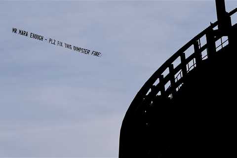 Plane banners to fly over MetLife Stadium again as Giants fans are ‘fed up’