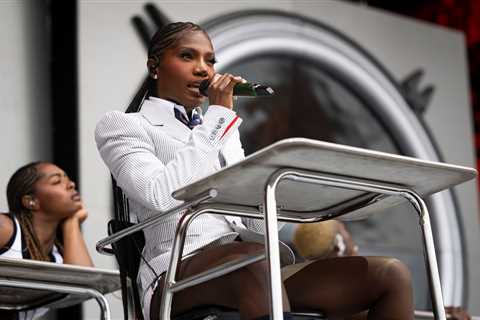 Didn’t Get Tickets to 2025 All Things Go? Here’s How You Can Stream Performances From Doechii &..