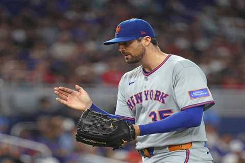 Clay Holmes leads combined one-hitter to ensure Mets keep season alive into final day