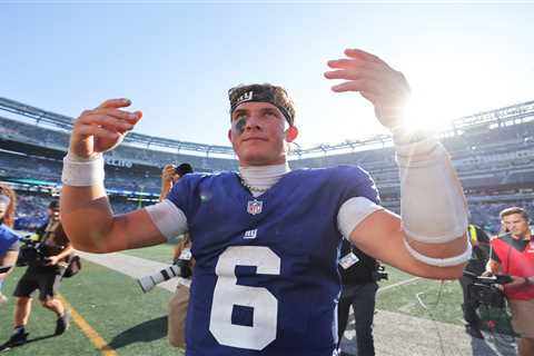 Jaxson Dart’s jersey becomes best-seller after winning Giants debut