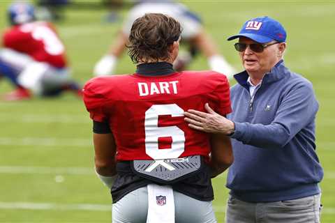 Football world reacts to Giants owner John Mara’s cancer diagnosis