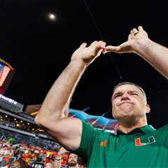 FanDuel promo code: Bet $5, get $300 in bonus bets if your bet wins for Louisville vs. Miami