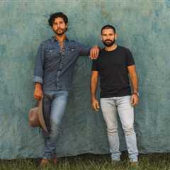 Taylor Swift Inspires New Chart Moves as Dan + Shay Revive ‘Back to December’