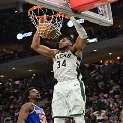 Giannis Antetokounmpo completely outplays Karl-Anthony Towns as Knicks fall to Bucks