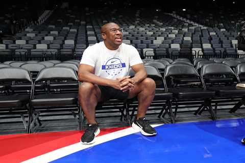 Mike Brown is in no rush with his biggest Knicks decision