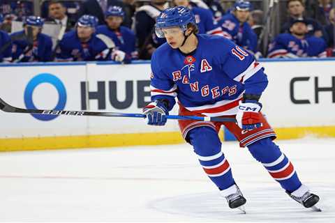 Rangers take no Artemi Panarin chances in preseason matchup with Devils