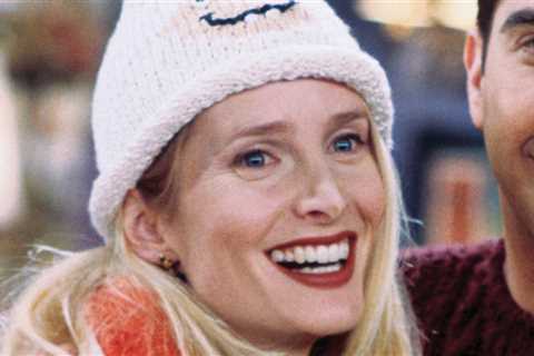 Carol on 'Friends' 'Memba Her?!