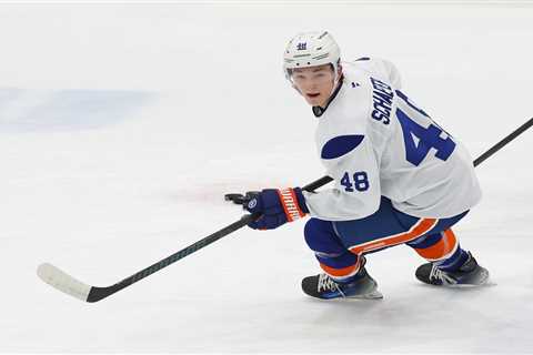 Islanders can help shepherd Matthew Schaefer into exceedingly rare NHL club