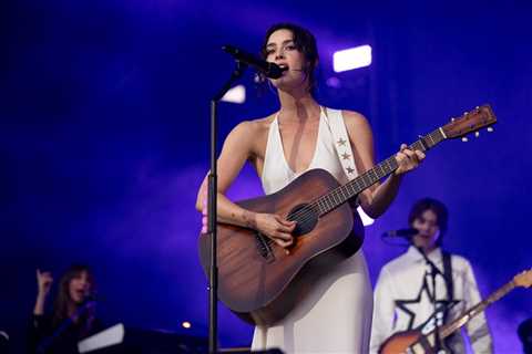 Gracie Abrams Just Wrapped The Secret of Us Tour — Four Times as Big as When She Started It