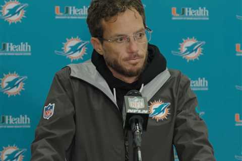 Mike McDaniel’s Dolphins future gets murkier with embarrassing loss