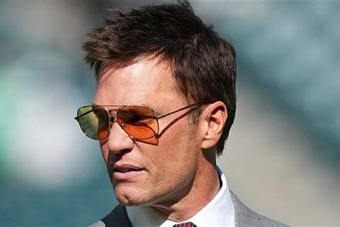 Tom Brady Seemingly Drops F-Bomb During Eagles Vs. Giants Broadcast