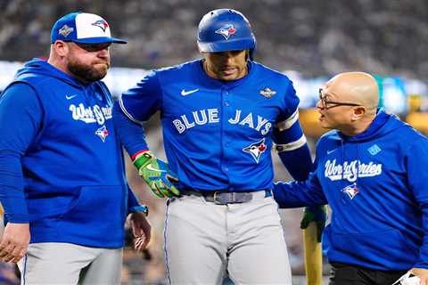 Dodgers fans cheer as Blue Jays’ George Springer exits World Series Game 3 early with injury