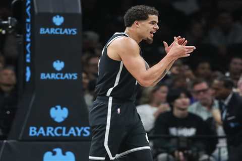 FanDuel promo code: Bet $5, get $300 in bonus bets if your bet wins for Hawks vs. Nets