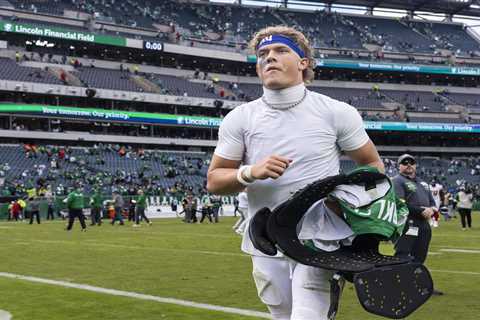 Giants’ Jaxson Dart ready to be a popular Halloween costume – including for Eli Manning’s son