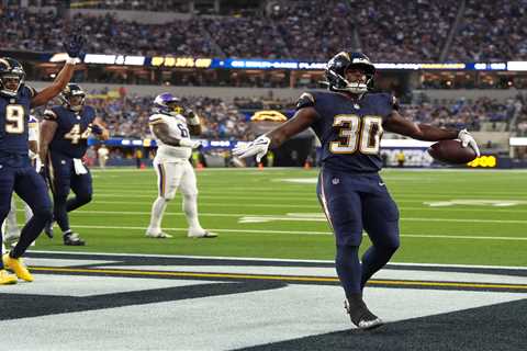 Get this running back in your fantasy football lineup while you still can