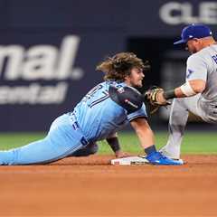 What happened on fateful Game 6 play as Blue Jays squander chance to close out World Series