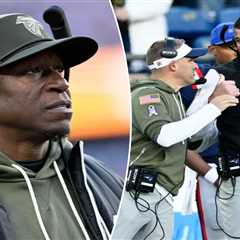 Falcons coach accuses Patriots of illegally simulating snap by clapping before crushing penalty