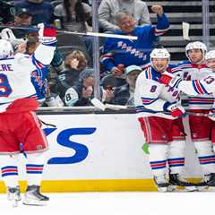 bet365 bonus code NYPBET365: Bet $5, get $200 in bonus bets for Rangers vs. Hurricanes