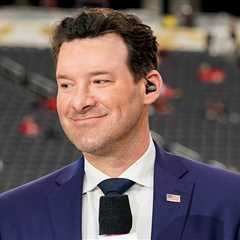 Tony Romo Says Patriots 'DTF' During Game