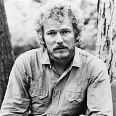 Chart Rewind: The Legend of the Edmund Fitzgerald Lives on in Gordon Lightfoot’s Hit Tribute