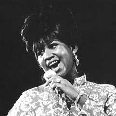 Aretha Franklin, Neil Young & More to Be Inducted Into Folk Americana Roots Hall of Fame: Full List