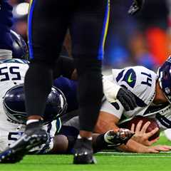 Sam Darnold crashes back to earth in Seahawks’ biggest game of the season