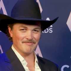 Zach Top On Winning Artist of the Year & Gives Advice To People Who Can Relate to Him | CMA..