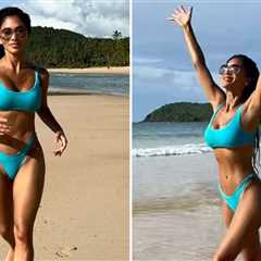 Nicole Scherzinger Stuns in Revealing Blue Bikini!