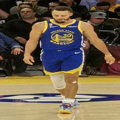 Steph Curry should’ve ditched ‘sinking’ Under Armour years ago: sneaker biz icon