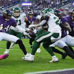 Jets rally around Breece Hall after agonizing déjà vu moment that changed everything