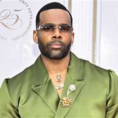 Mario Scolds Concertgoer Who Inappropriately Touched His Crotch While He Was Singing