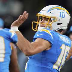 NFL predictions: Picks against the spread for Thanksgiving, Black Friday and full Week 13 slate