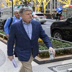 Hal Steinbrenner spoke in favor of MLB salary cap — why would the Yankees want that?