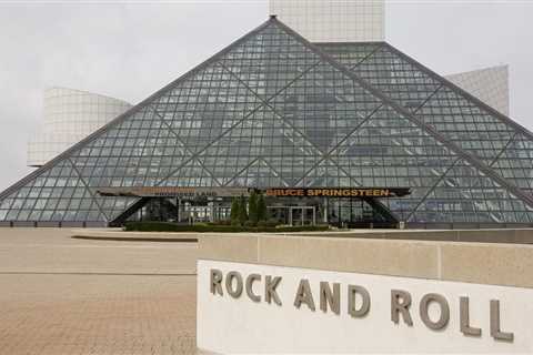 How to Watch the Rock & Roll Hall of Fame Induction Ceremony Live Online